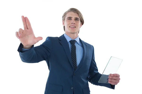 Hombre de negocios con interfaz de vidrio — Foto de Stock