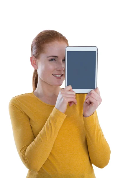 Affärskvinna hålla tablet PC — Stockfoto