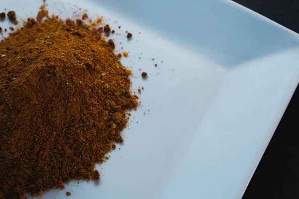 Red chili powder in a tray — Stock Photo, Image