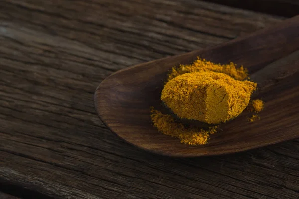 Polvo de curry en un tazón — Foto de Stock