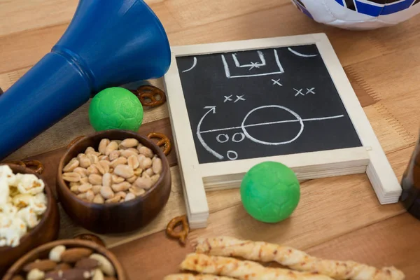 Plateau de stratégie, snacks et boules — Photo