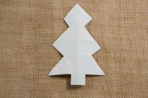 对黄麻手工制作圣诞树 — 图库照片