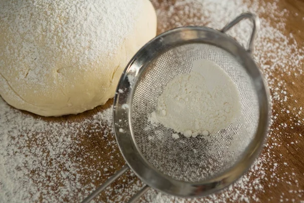 Mąka do posypywania ciasta — Zdjęcie stockowe