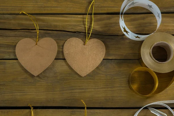 Zařadí dekorace tvaru srdce s mašlí — Stock fotografie