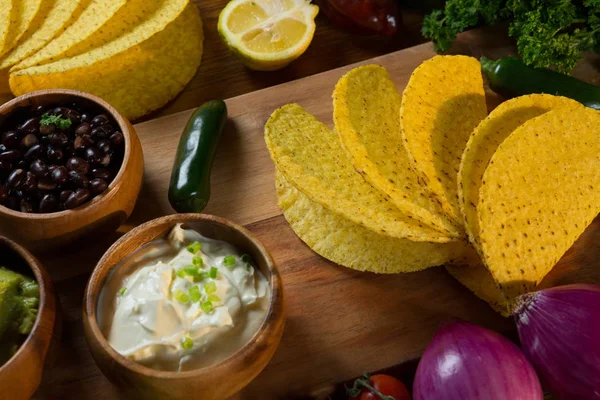 Varios ingredientes alimenticios mexicanos — Foto de Stock
