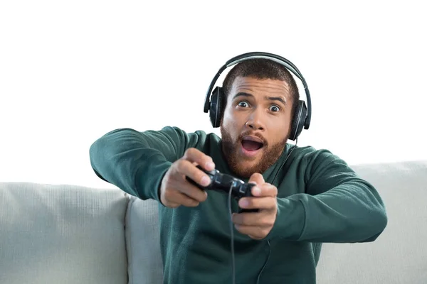 Homem jogando videogame — Fotografia de Stock
