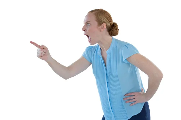 Vrouwelijke uitvoerende schreeuwen — Stockfoto