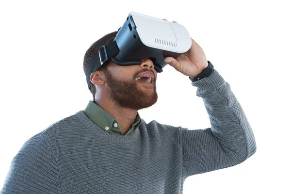 Exécutif utilisant casque de réalité virtuelle — Photo