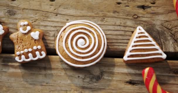 Различные печенье и конфеты трость — стоковое видео