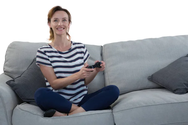 Donna che gioca al videogioco — Foto Stock