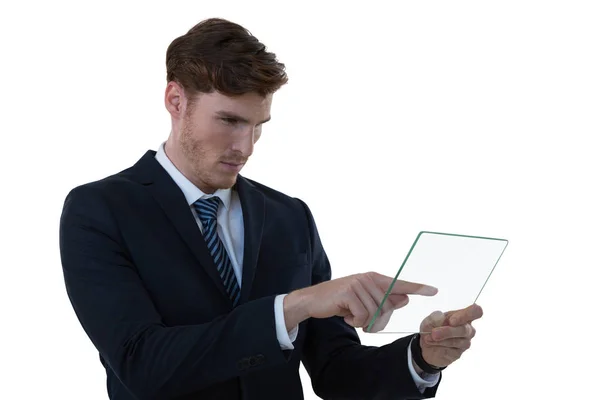 Geschäftsmann mit digitalem Tablet aus Glas — Stockfoto