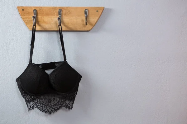 Lingerie opknoping op de haak — Stockfoto