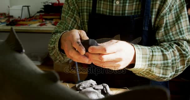 Craftsman Working Clay Sculpture Workshop — Stock Video