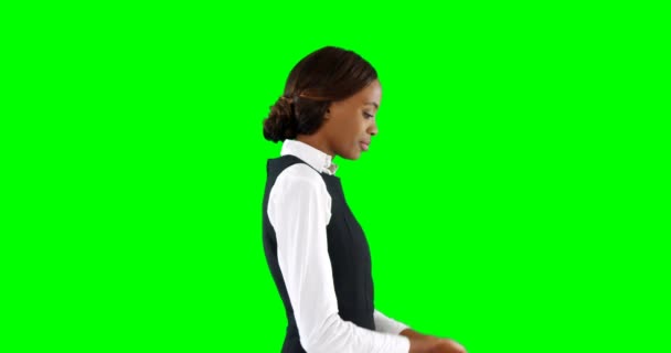 Woman Pretending Hold Invisible Object Green Screen — Stock Video