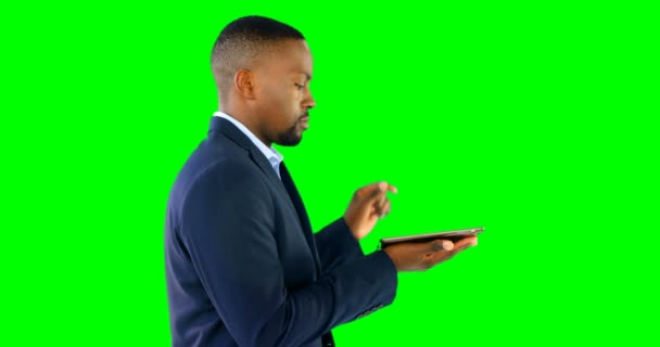 Businessman Holding Digital Tablet Green Screen — Stock Video