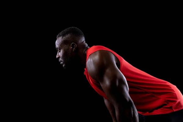 Seitenansicht Eines Muskulösen Afrikanisch Amerikanischen Mannes Sportkleidung Der Sich Nach — Stockfoto