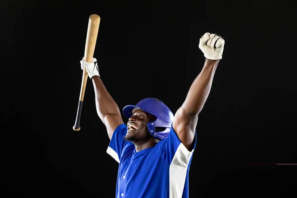 Seitenansicht Eines Afrikanisch Amerikanischen Baseballspielers Ein Schläger Mannschaftsuniform Helm Und — Stockfoto