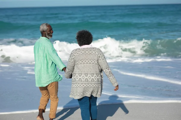 Rear View Senior African American Couple Walking Beach Blue Sky — Stock Photo, Image