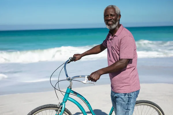 Side View Senior African American Man Standing Beach Blue Sky — Stock Photo, Image