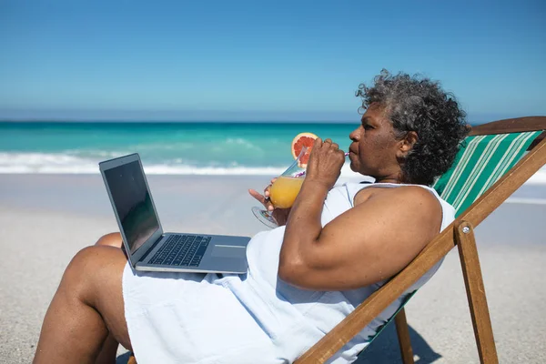 Side View Senior African American Woman Beach Sun Sitting Deckchair — Stock Photo, Image