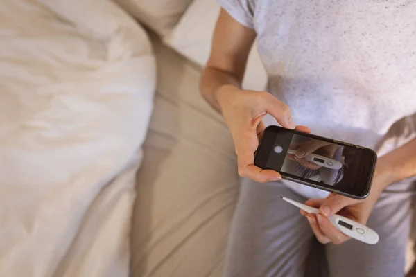 Mitten Kvinna Hemma Isolerande Och Social Distansering Karantän Lockdown Coronavirus — Stockfoto