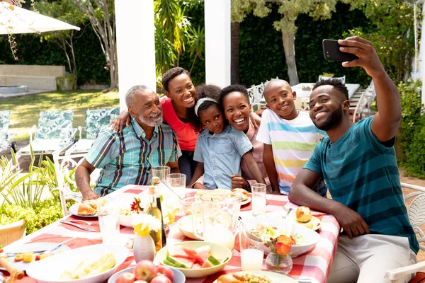 African American Family Spending Time Together Garden Sunny Day Sitting — Stock Photo, Image