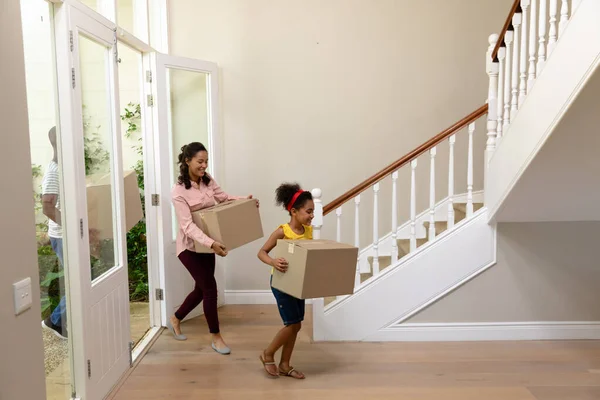 Side View Mixed Race Couple Young Daughter Walking Front Door — Stock Photo, Image