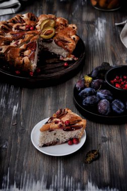 Erik pasta, charlotte ile birlikte bir kesim Erik