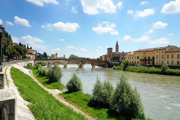 St. Peter Köprüsü, Verona — Stok fotoğraf