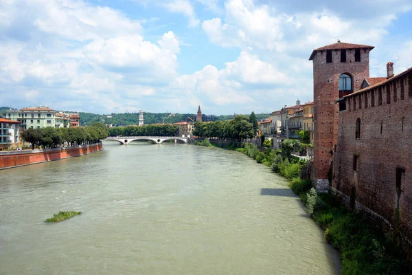 Ponte della Vittoria, Verona — Stockfoto