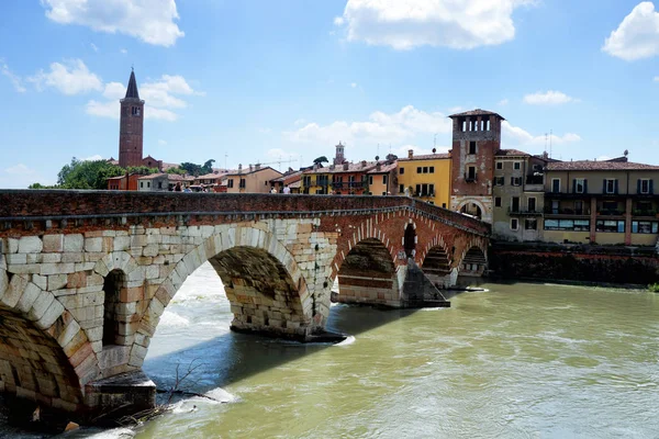 Ponte di Pietra, Verona — 图库照片