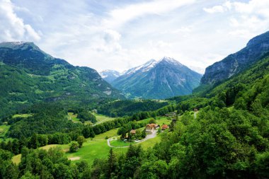 İsviçre Alpleri dağlar