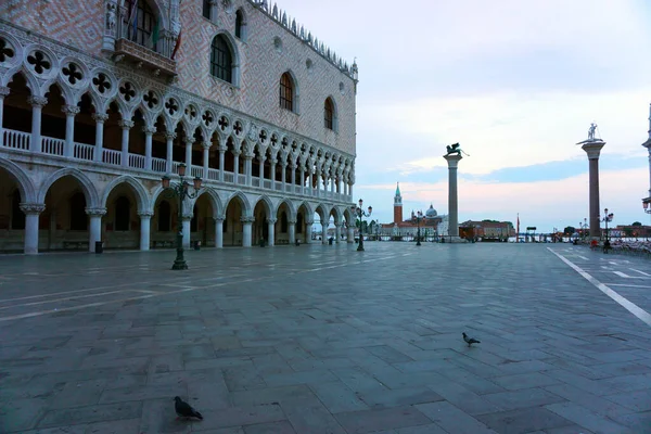 Piazza san marco-ra Velencében — Stock Fotó