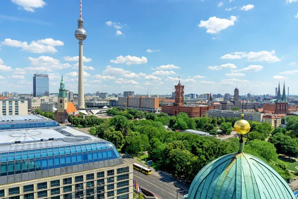 Uitzicht op de skyline van de Berlijn — Stockfoto