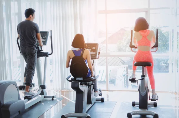 Back View Group Asian Young Sportive People Doing Exercises Treadmill — Stock Photo, Image