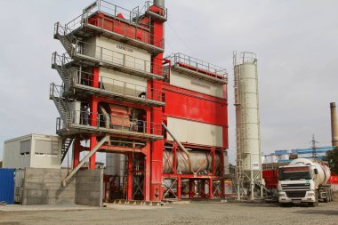  Güçlü Asfalt-Karıştırma tertibatı