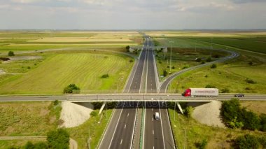 Romanya A2 karayolu trafik havadan görünümü
