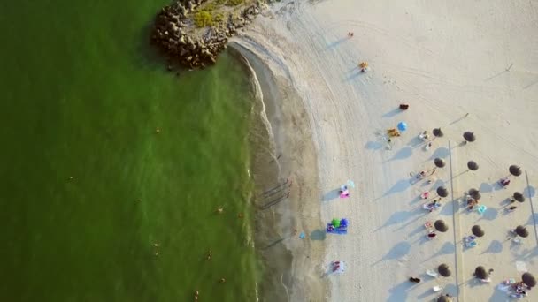 Widok z lotu ptaka Gura Portitei plaży — Wideo stockowe