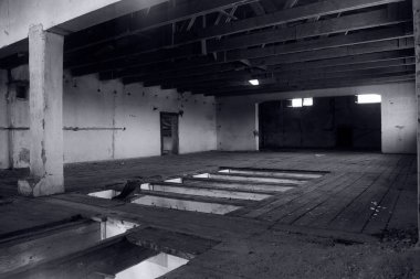 Terk edilmiş eski değirmen iç