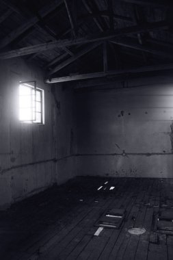 Terk edilmiş eski değirmen iç