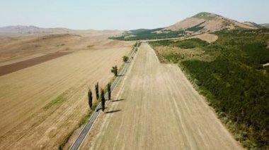 Yolda dağ valley, havadan görünümü