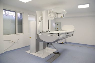 Bir hastane laboratuvarında tüm radyoloji uygulamalarını yapabilecek güçlü görüntü iyileştirme aracı
