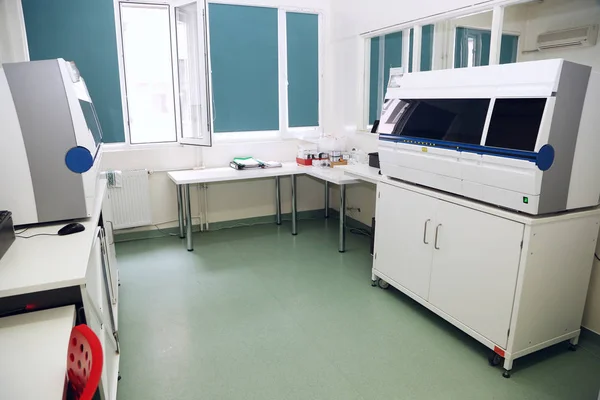 Tulcea Romania February Medical Laboratory Showing Several Automated Analysers February — Zdjęcie stockowe