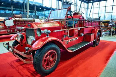 Moskova - 09 Mar 2018: American Lafrance (1925) itfaiye arabası Oldtimer-Sokolniki Fuar Merkezi Galerisi'nde sergisinde. Rusya sergi vintage arabalar ve teknik antika sadece biri.