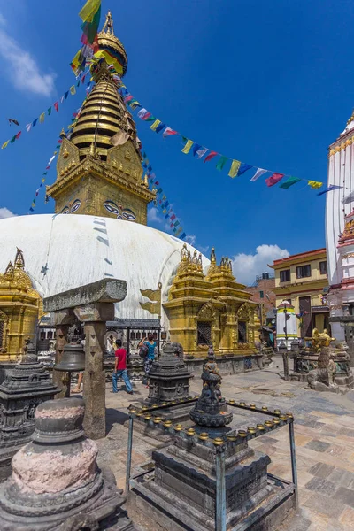 Gros Stupa dans le stupa Swayambhunath, Katmandou — Photo