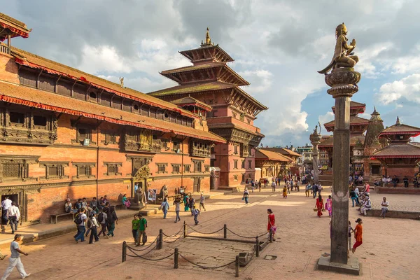 Plaza Durbar en Patan, antigua ciudad en el valle de Katmandú —  Fotos de Stock