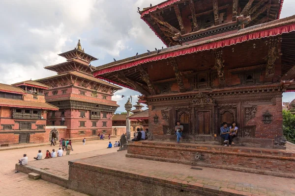 Plaza Durbar en Patan, antigua ciudad en el valle de Katmandú —  Fotos de Stock