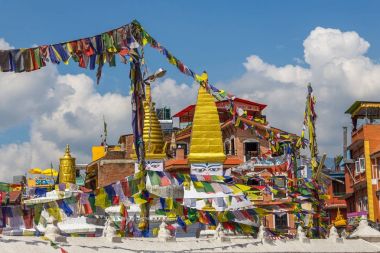 Katmandu, Nepal en büyük stupa Boudanath olduğunu
