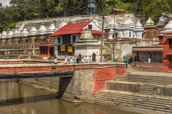 Templo Pashupatinath, famoso templo sagrado hindú dedicado a Pa —  Fotos de Stock
