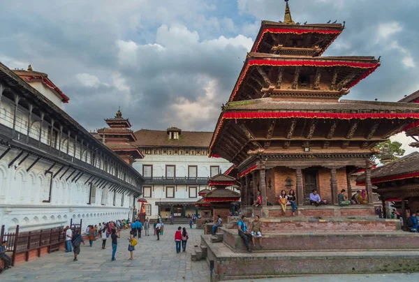 Piazza Durbar a Patan, antica città nella valle di Kathmandu — Foto Stock
